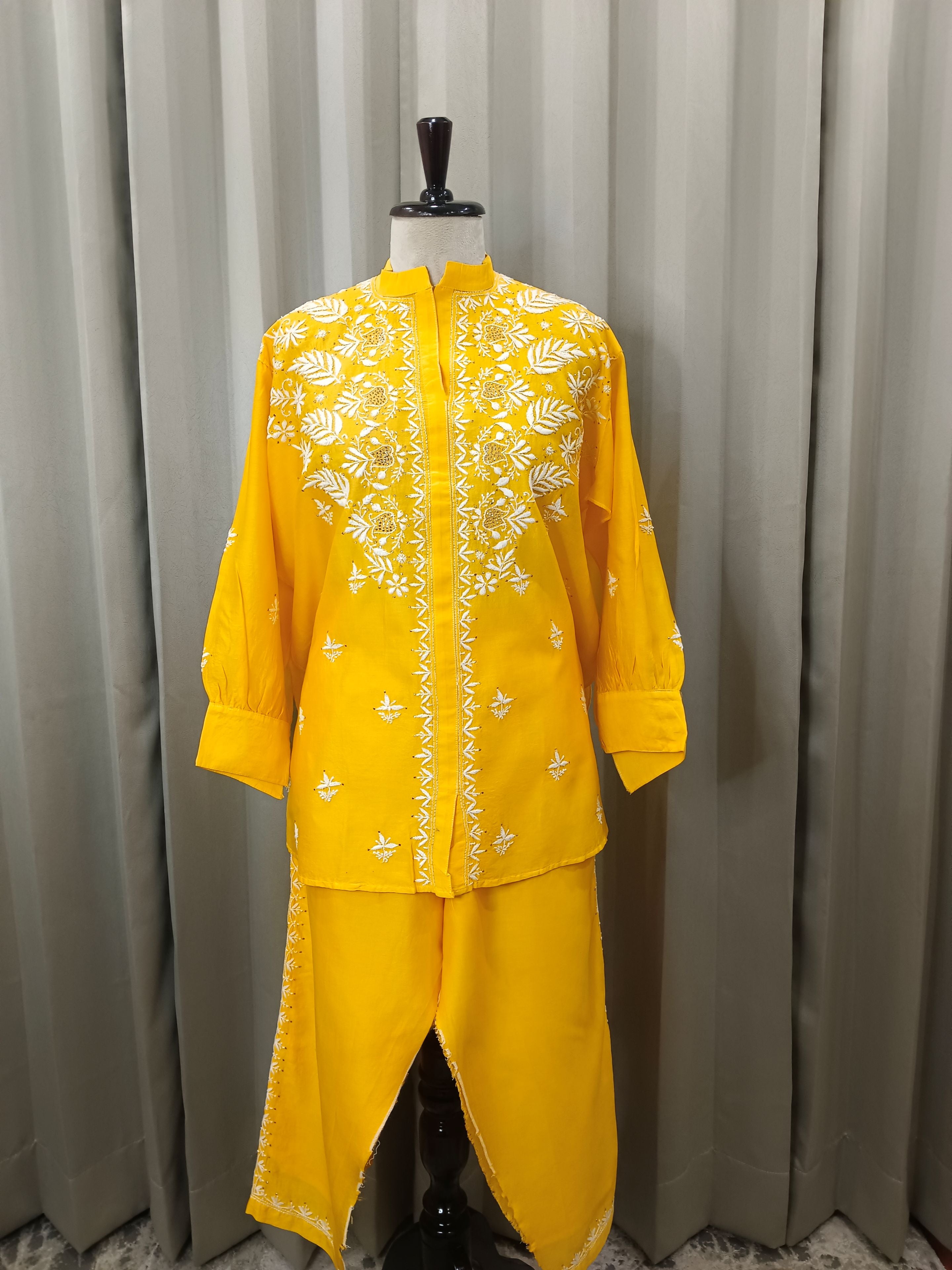 GILDED YELLOW MUL CHANDERI CHIKANKARI CO-ORD SET