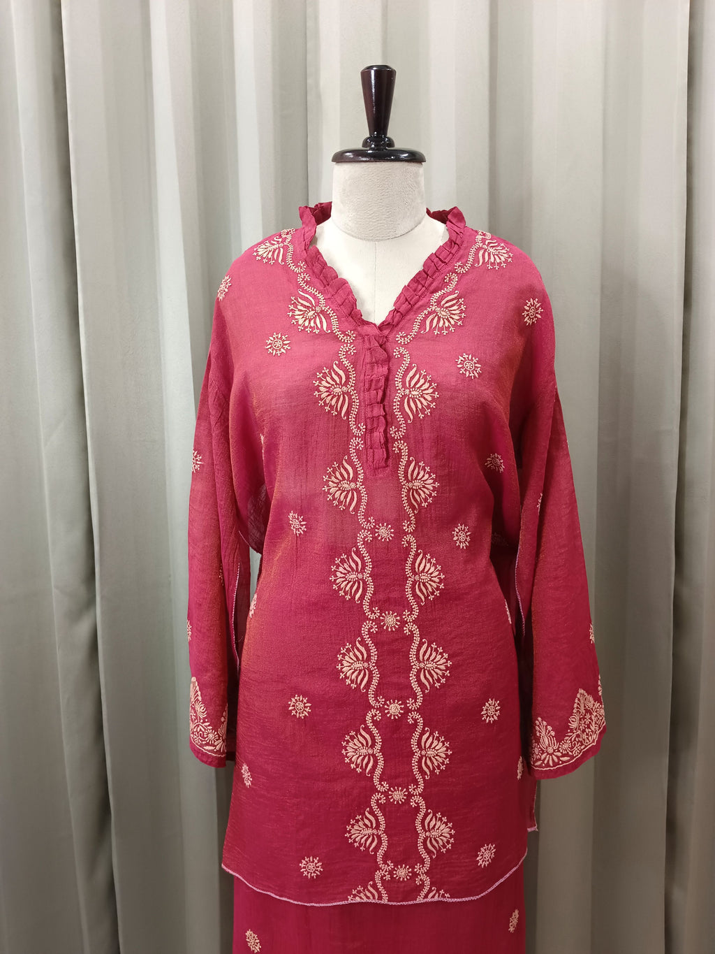 ROSARIA TISSSUE CHIKANKARI CO-ORD SET