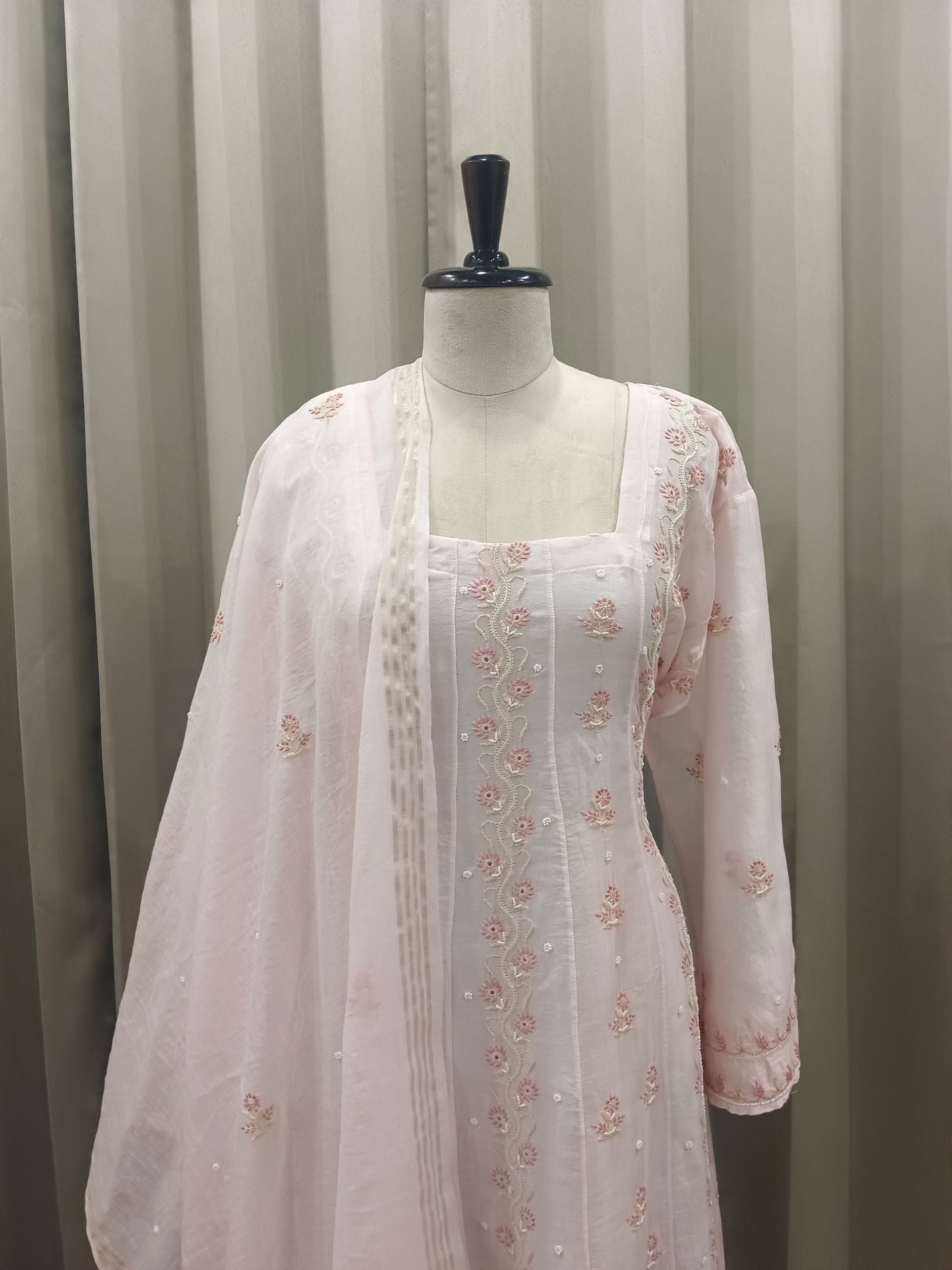 VANILLA CREME MUL CHANDERI CHIKANKARI ANARKALI  SET