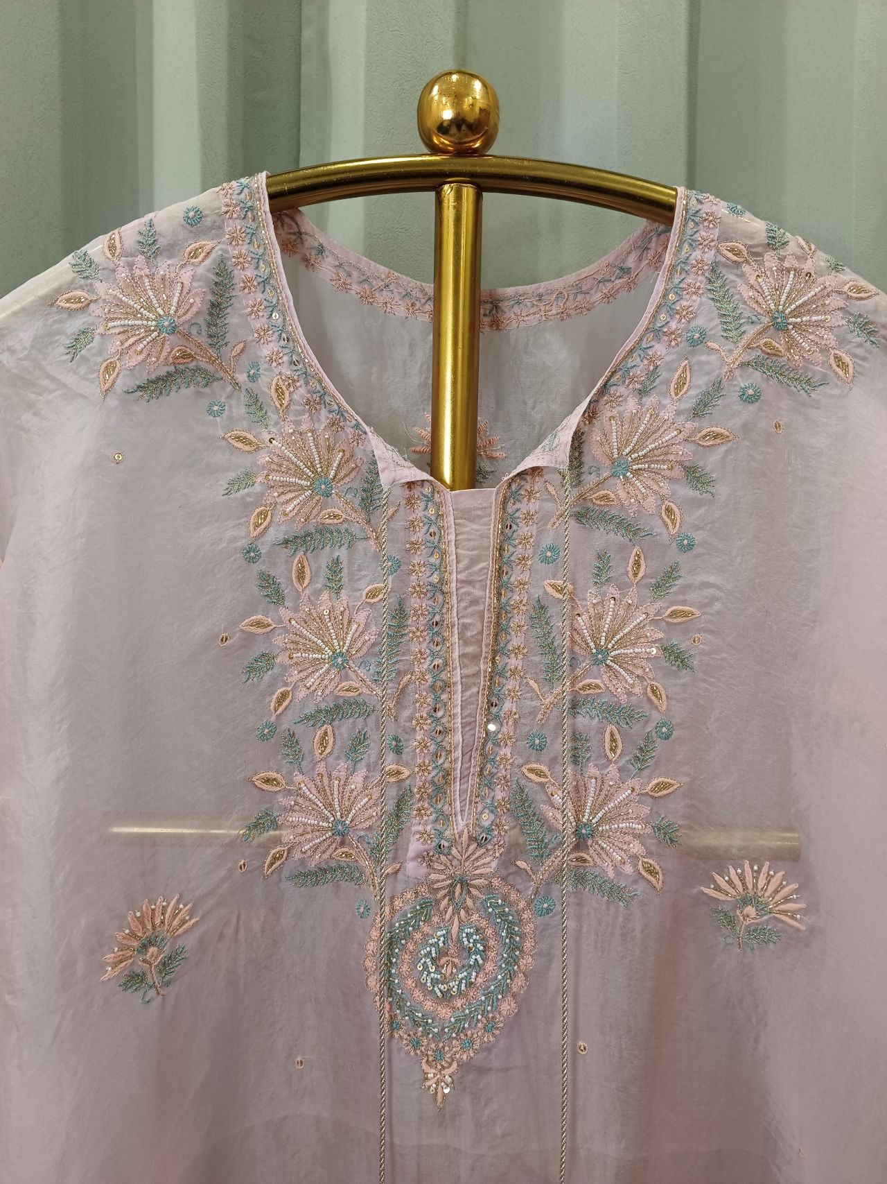 ROSE QUARTZ ORGANZA CHIKANKARI KAFTAN