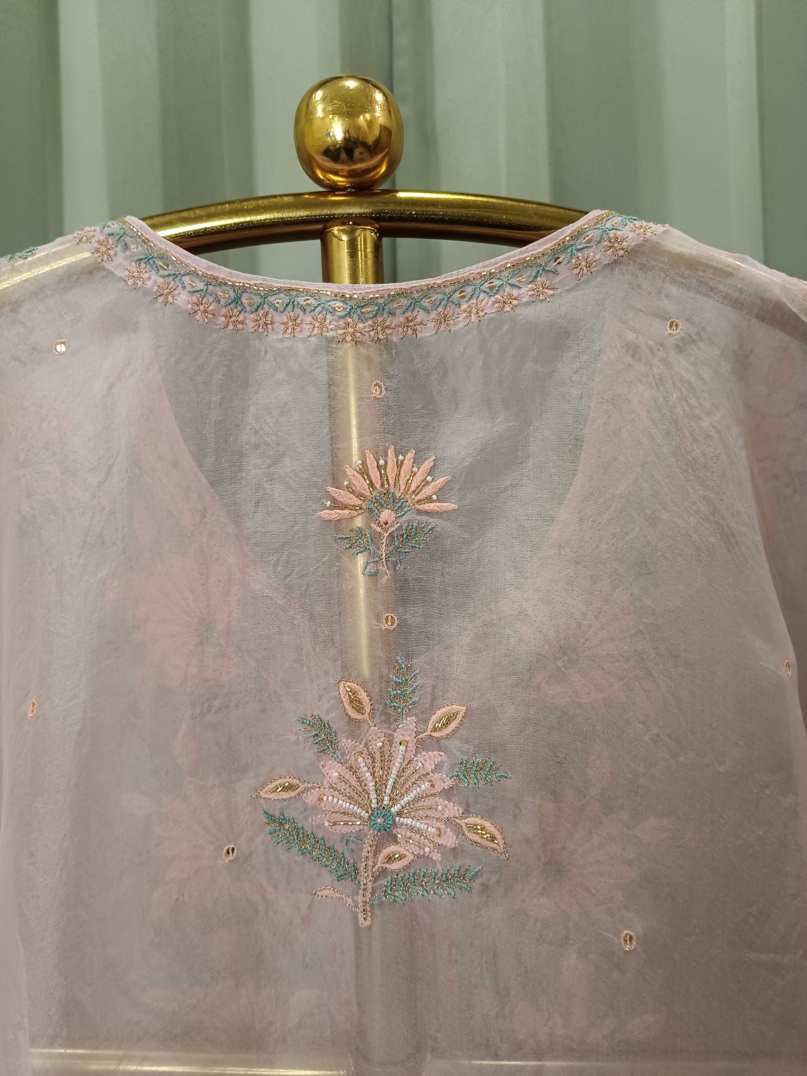 ROSE QUARTZ ORGANZA CHIKANKARI KAFTAN