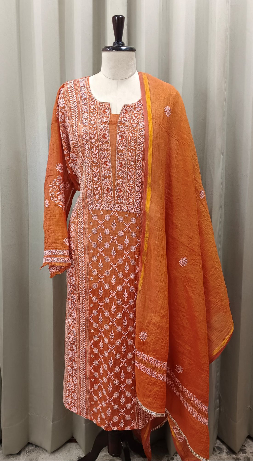 HONEYED AMBER TISSUE CHIKANKARI KURTA SET