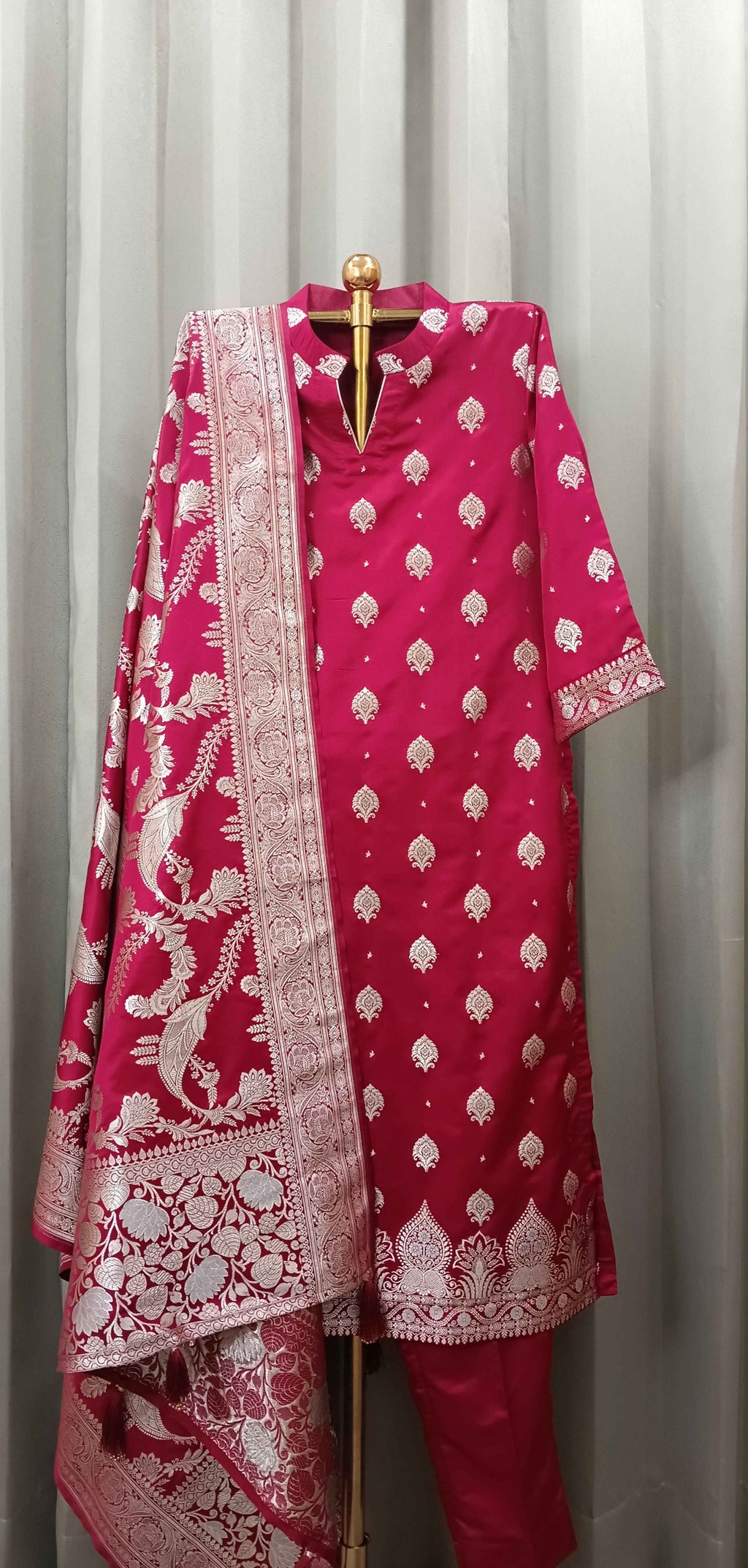 CRIMSON  BANARSI SILK KURTA SET
